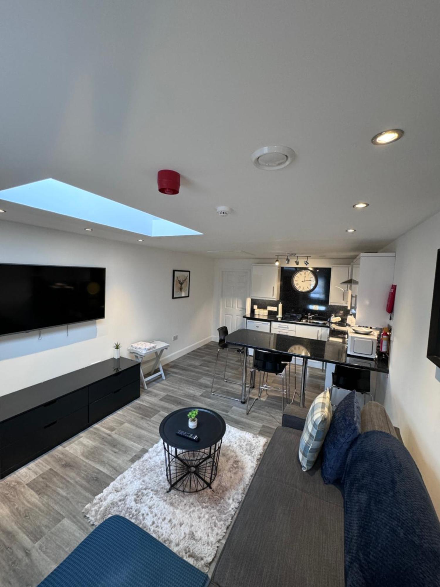7 Sheraton Apartment
